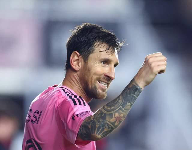 38岁梅西再次飞跃：神奇头球破门 美职联30球 创造狂欢